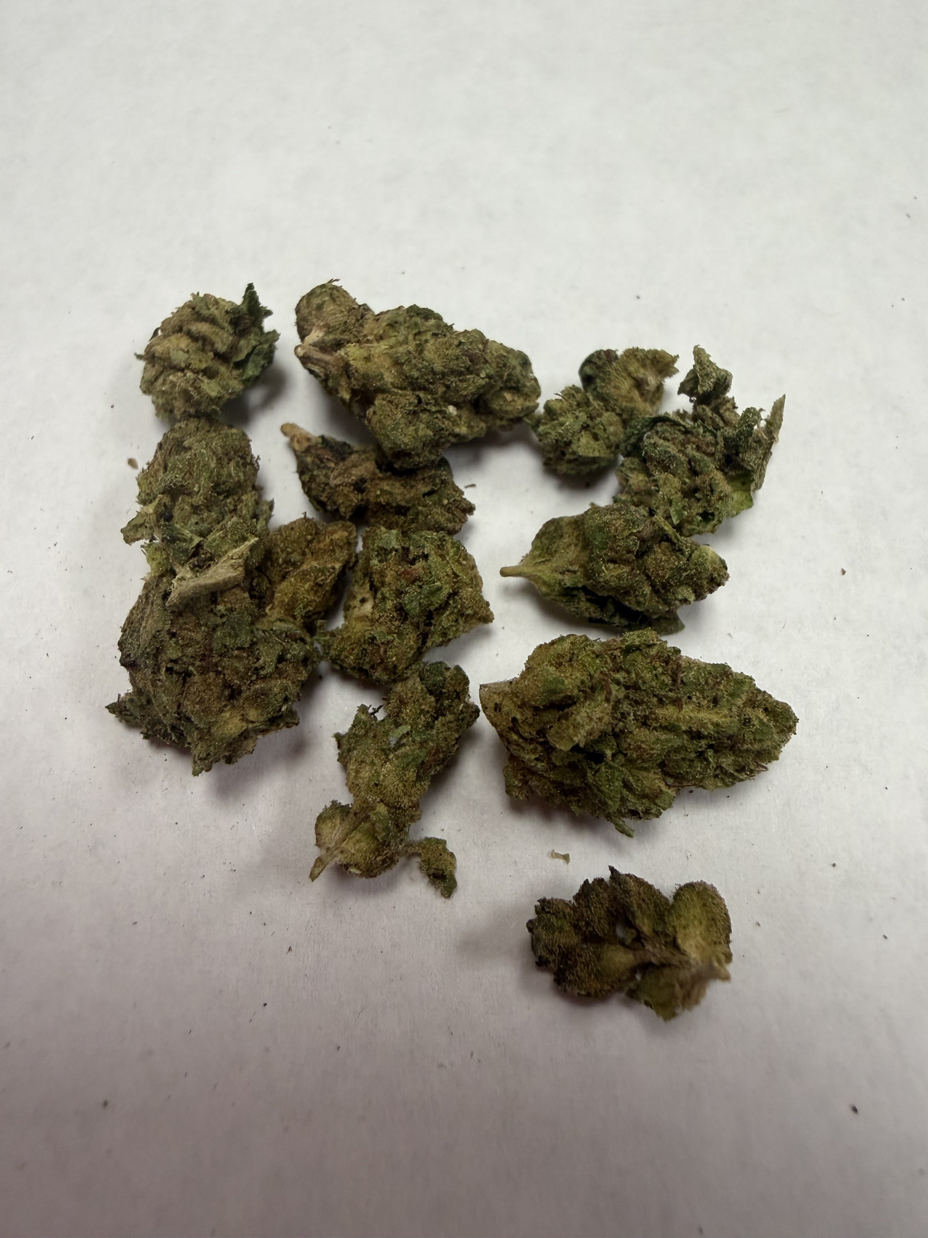 Pure Shaka Gruntz THCa Smalls Sativa whole flower buds - Loose Flower